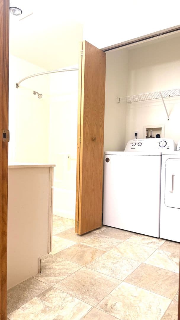 Cross Plains Apartment: 1837 Ludden Dr.