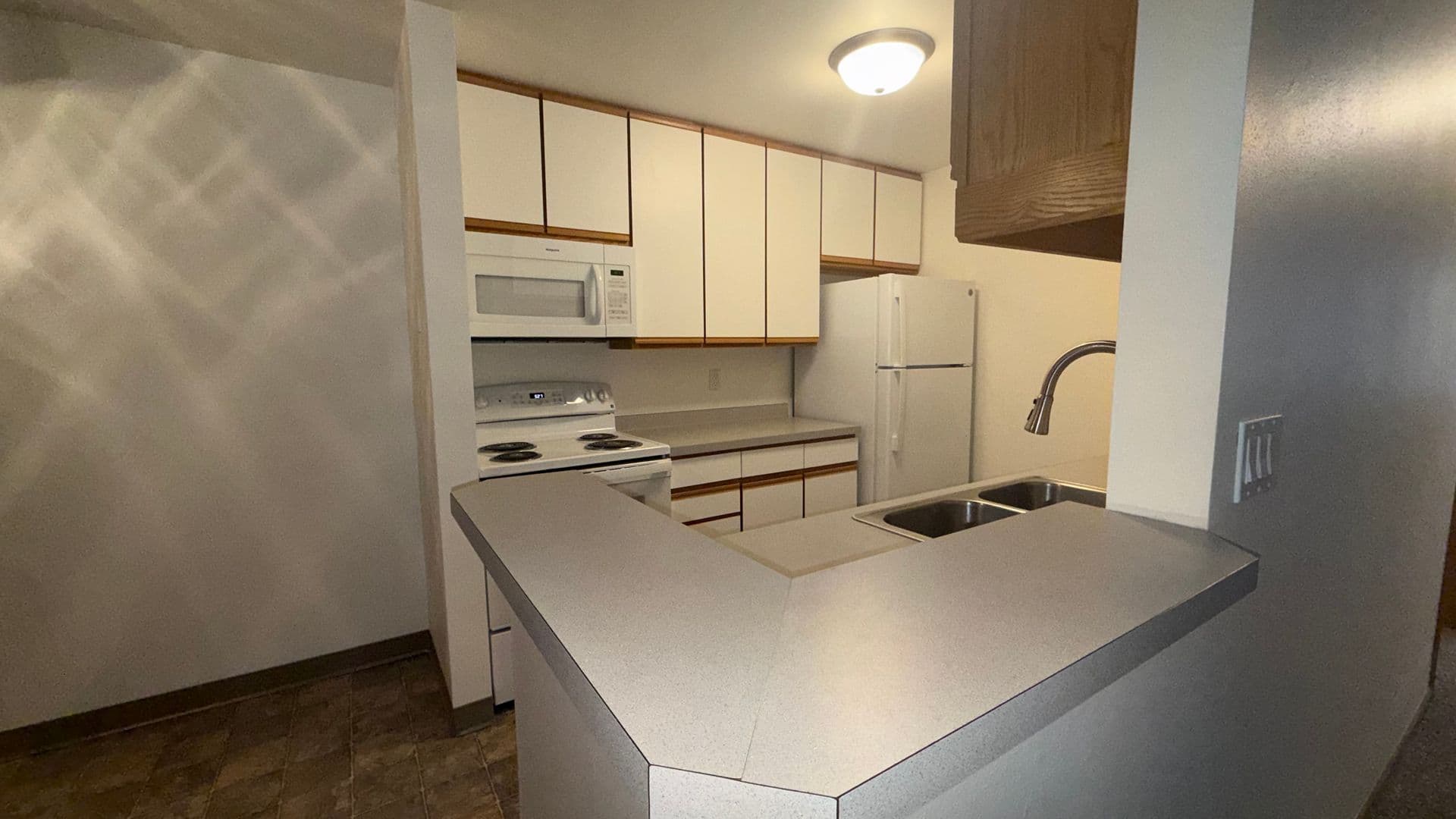 Cross Plains Apartment: 1837 Ludden Dr.