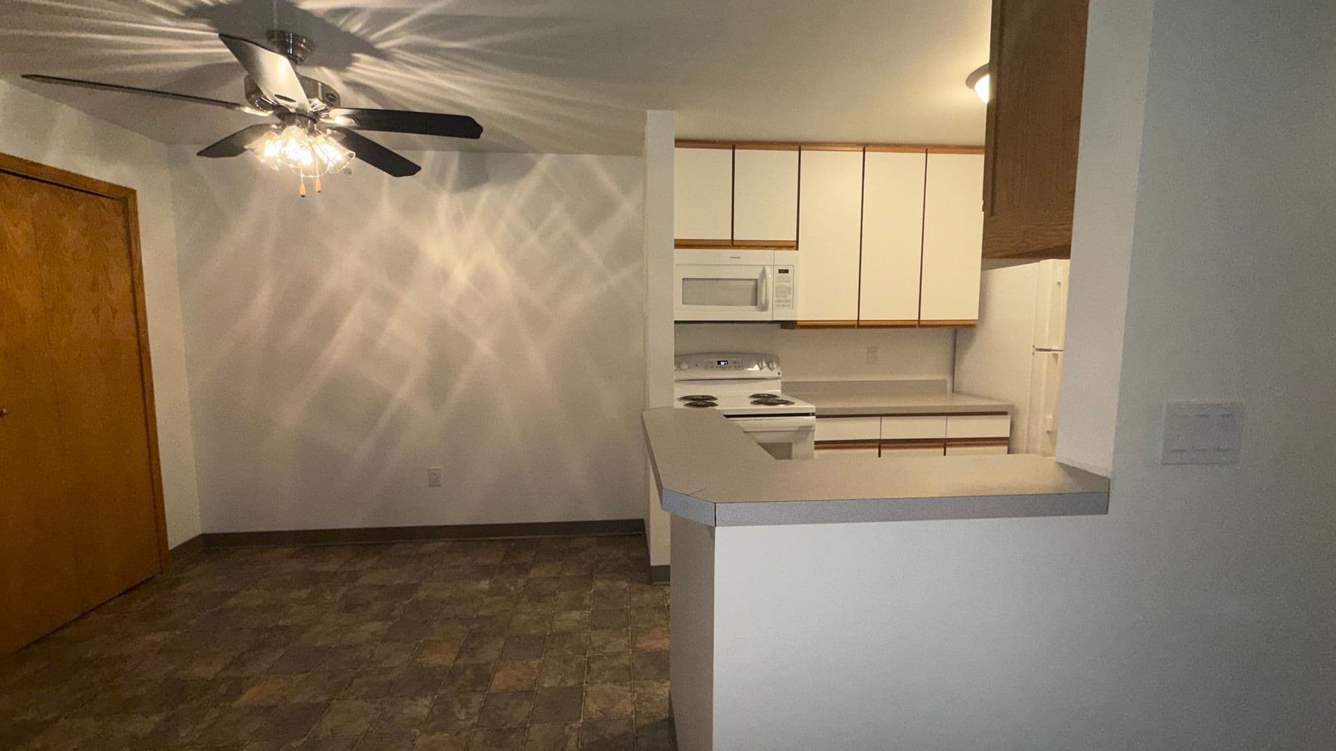 Cross Plains Apartment: 1837 Ludden Dr.