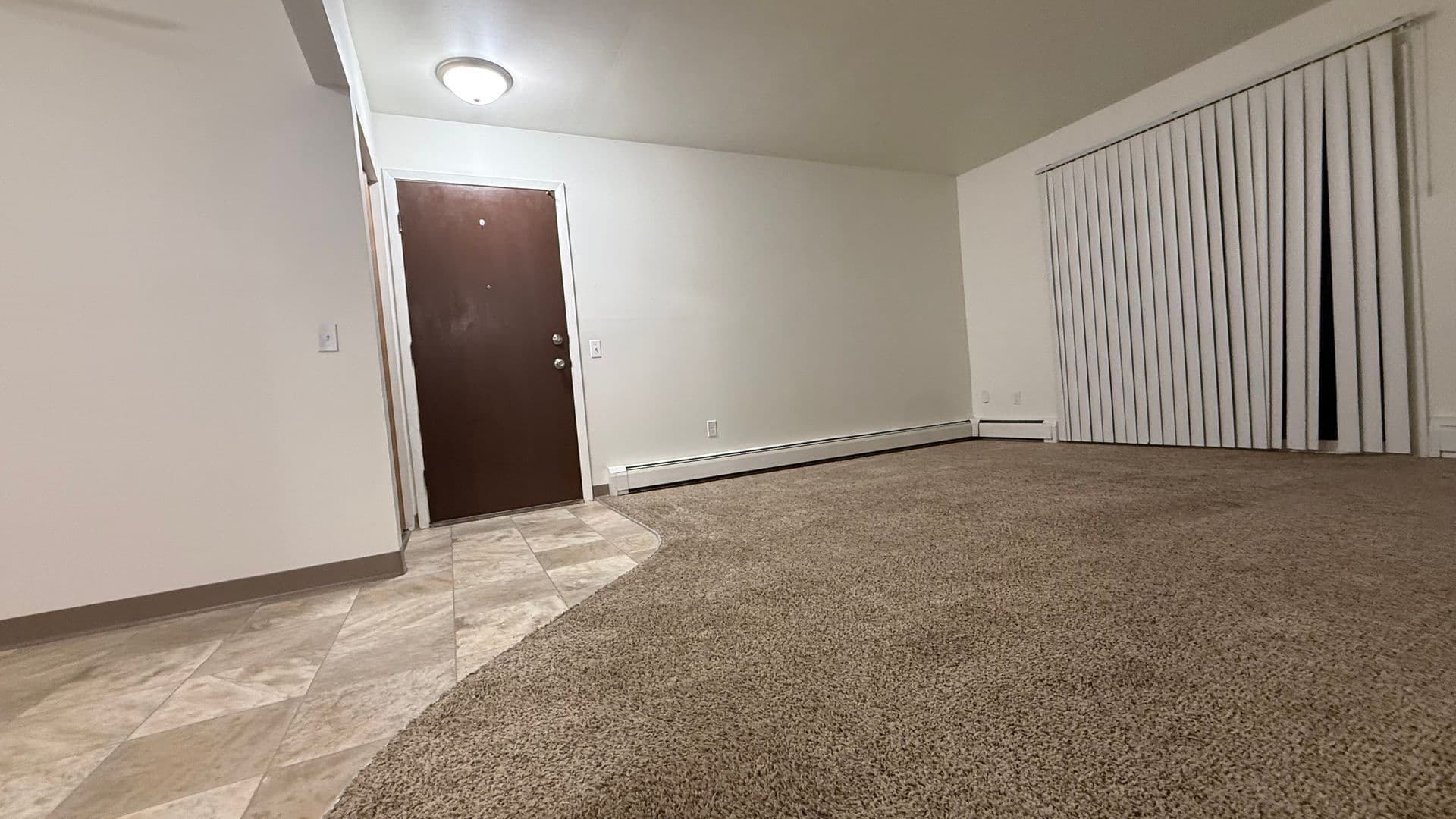 Elkhorn Apartment: 423 E 1st Ave,
