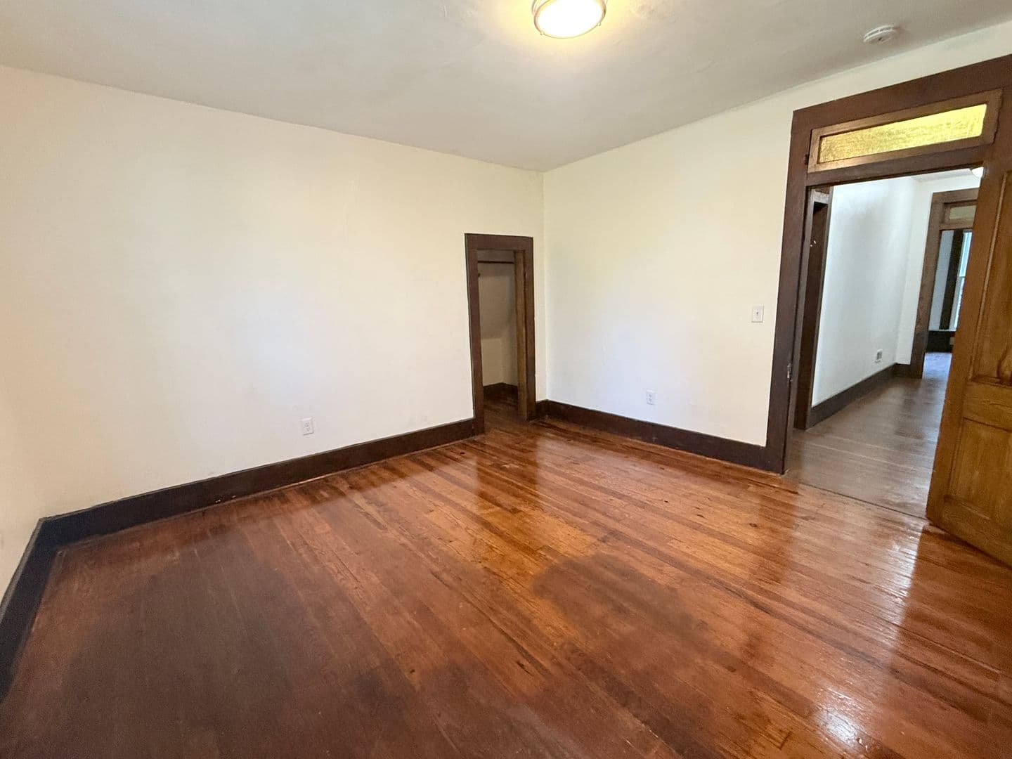 New Albany House: 2313 E Market St