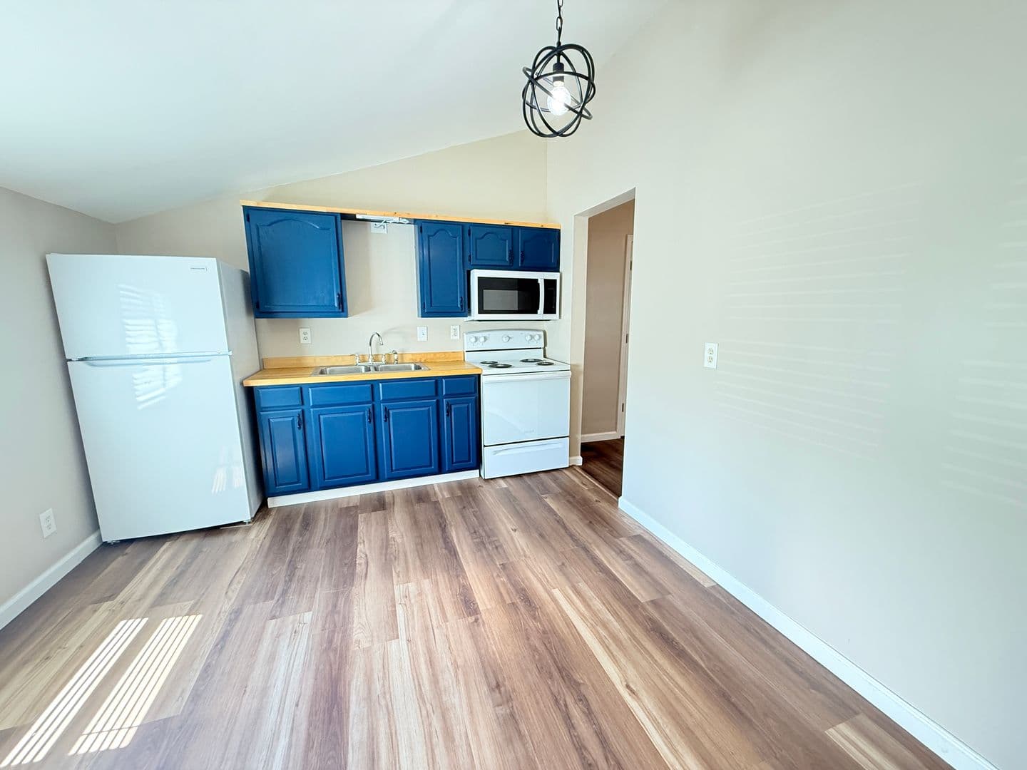 New Albany House: 1227 Vincennes St