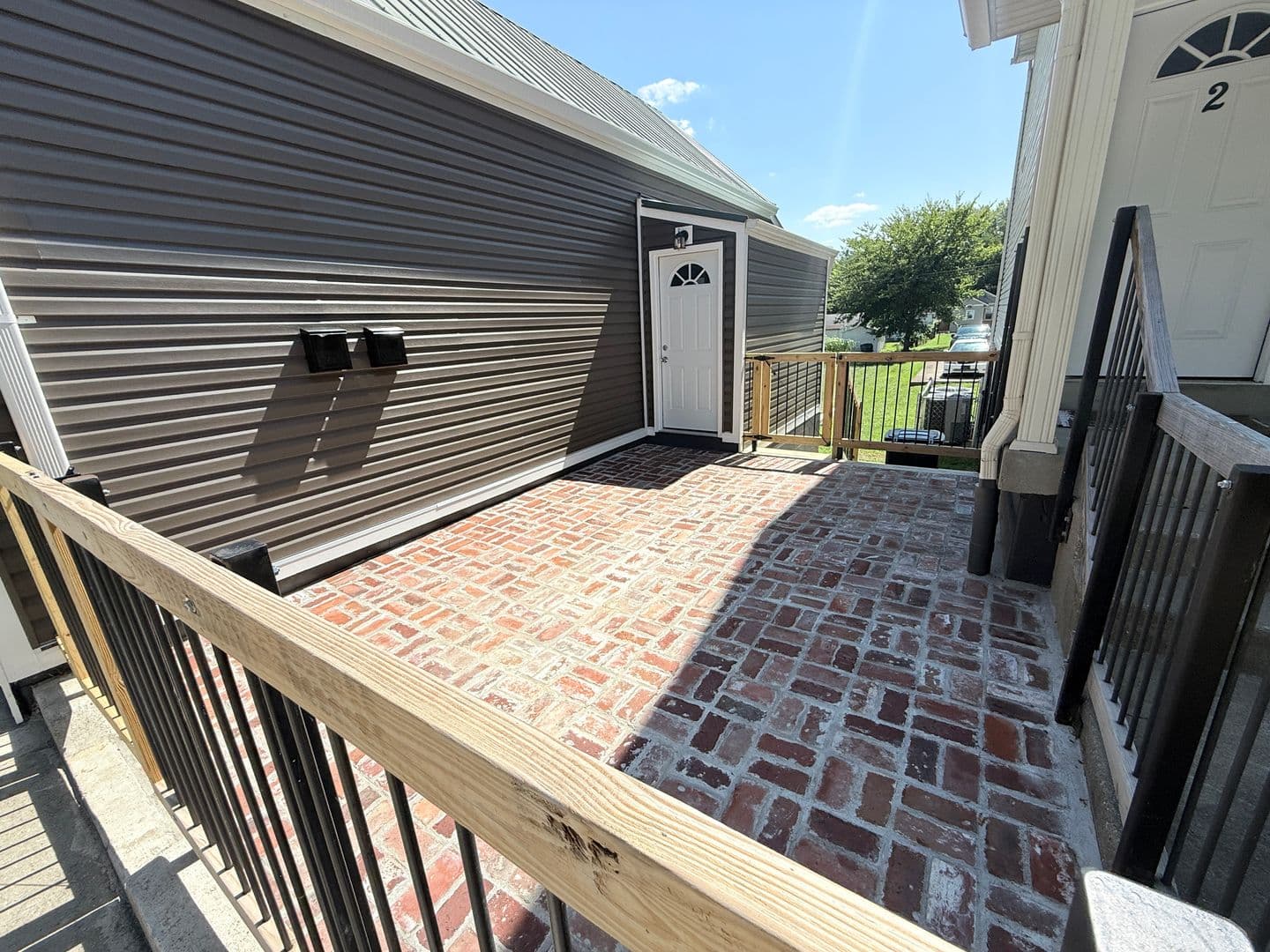 New Albany House: 1227 Vincennes St