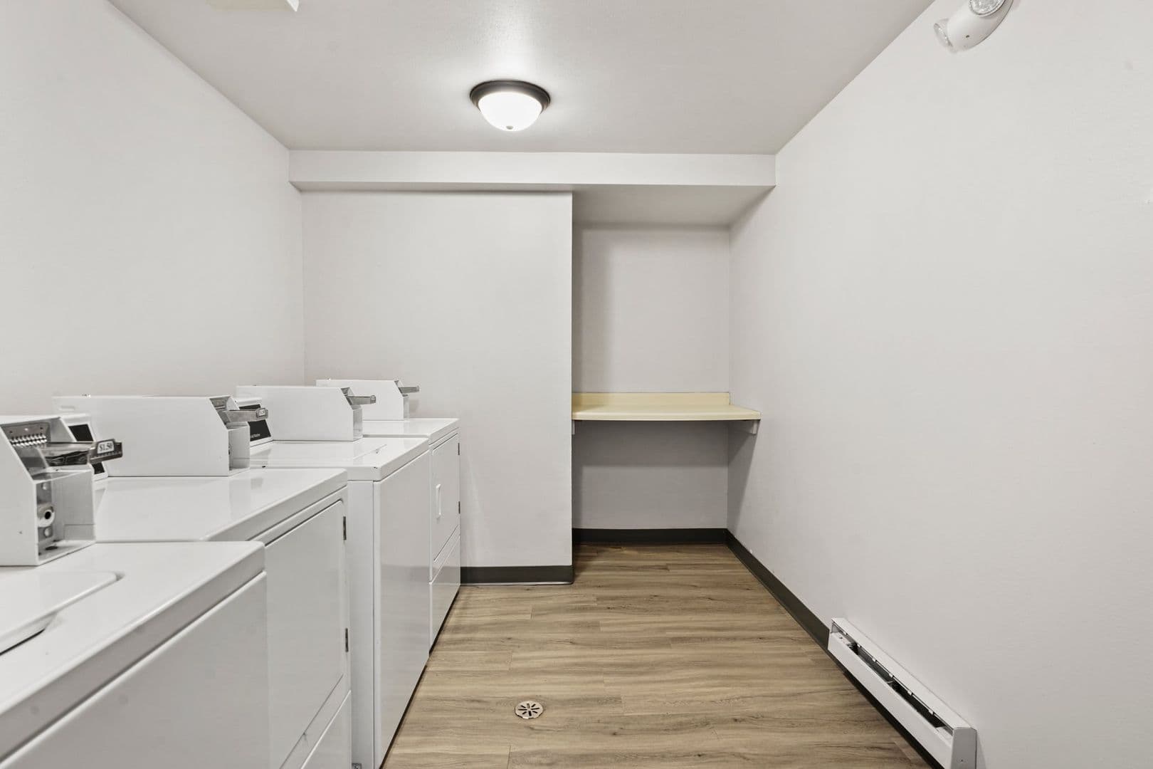 Madison Apartment: 3154-3166 Ridgeway Ave
