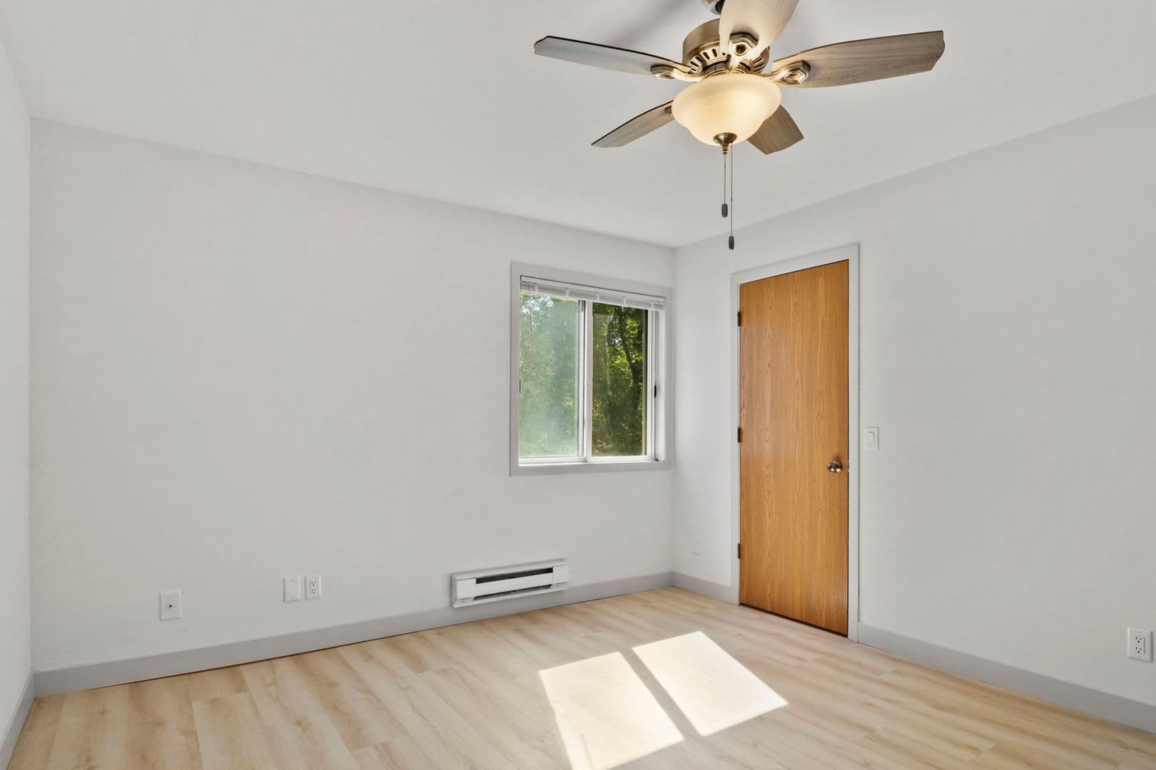Madison Apartment: 3154-3166 Ridgeway Ave