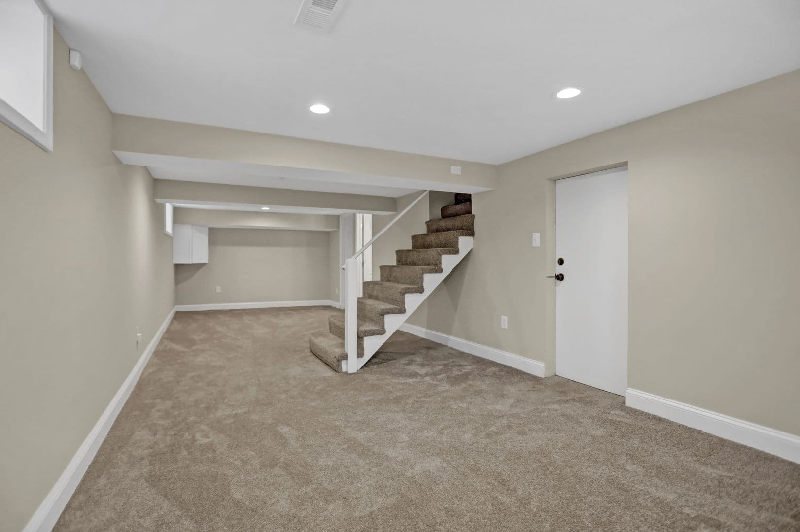 Towson House: 635 Round Oak Road