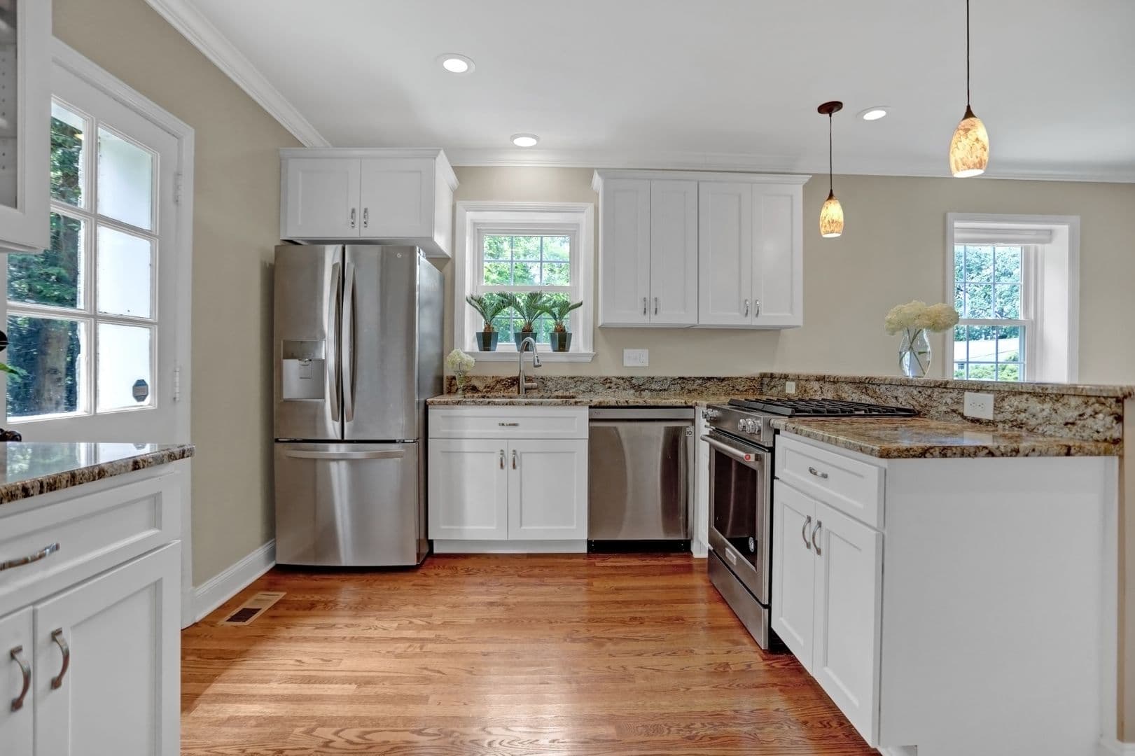Towson House: 635 Round Oak Road