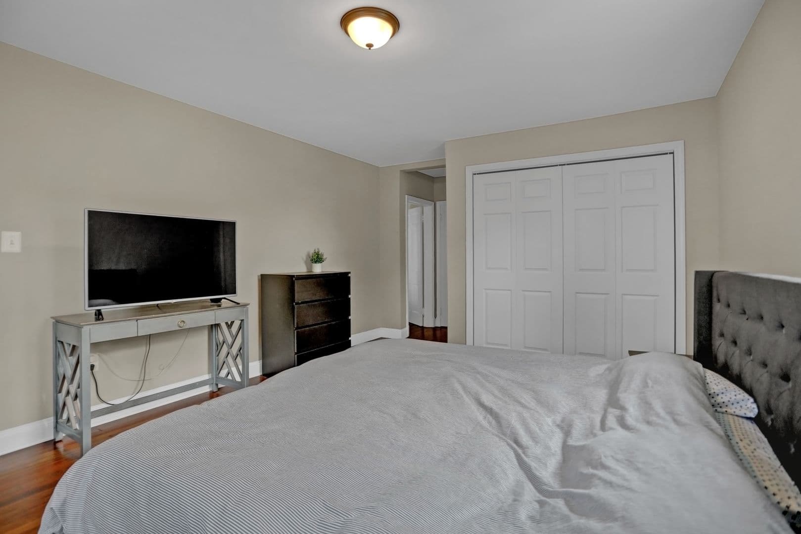 Towson House: 635 Round Oak Road