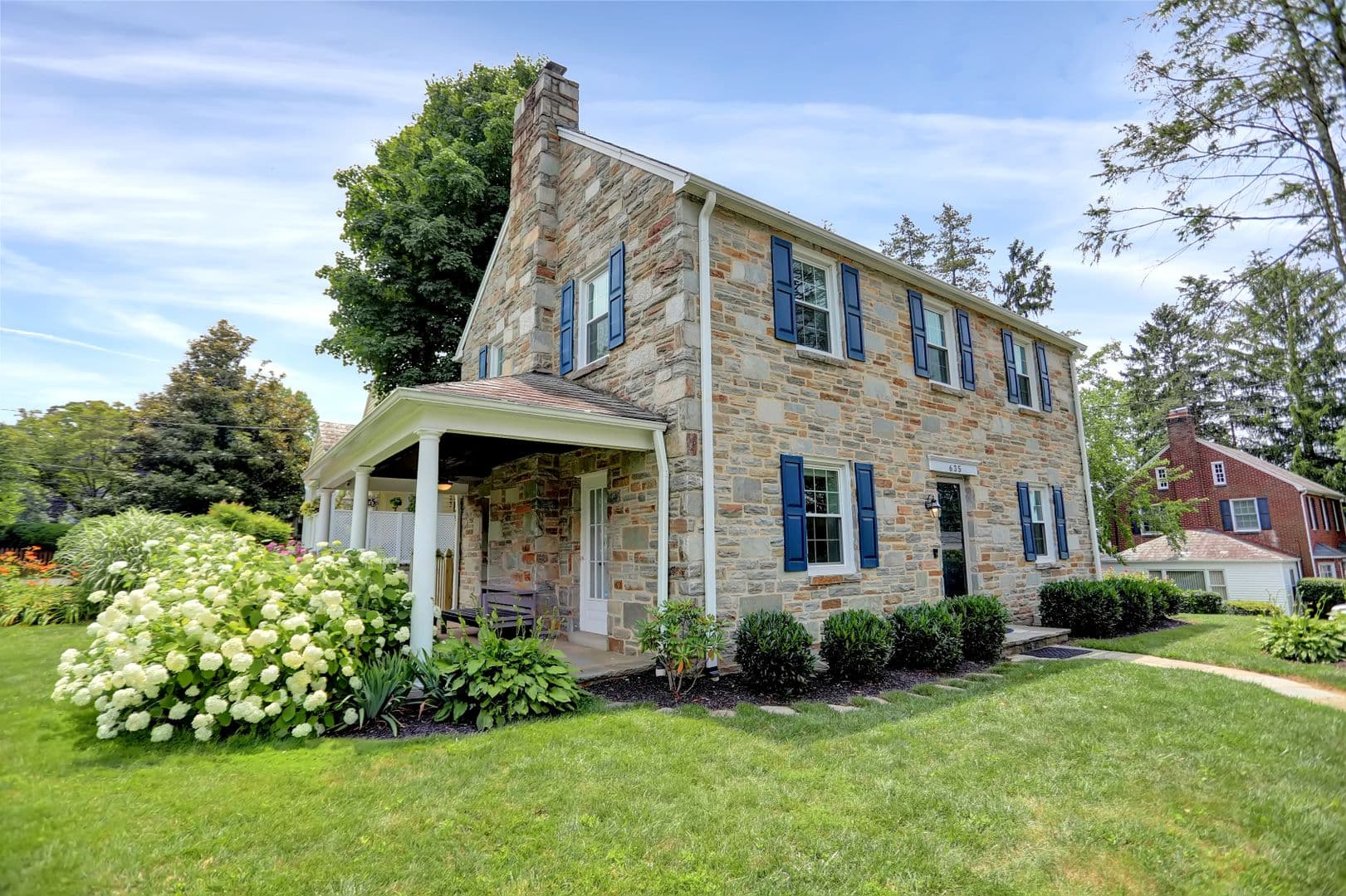 Towson House: 635 Round Oak Road