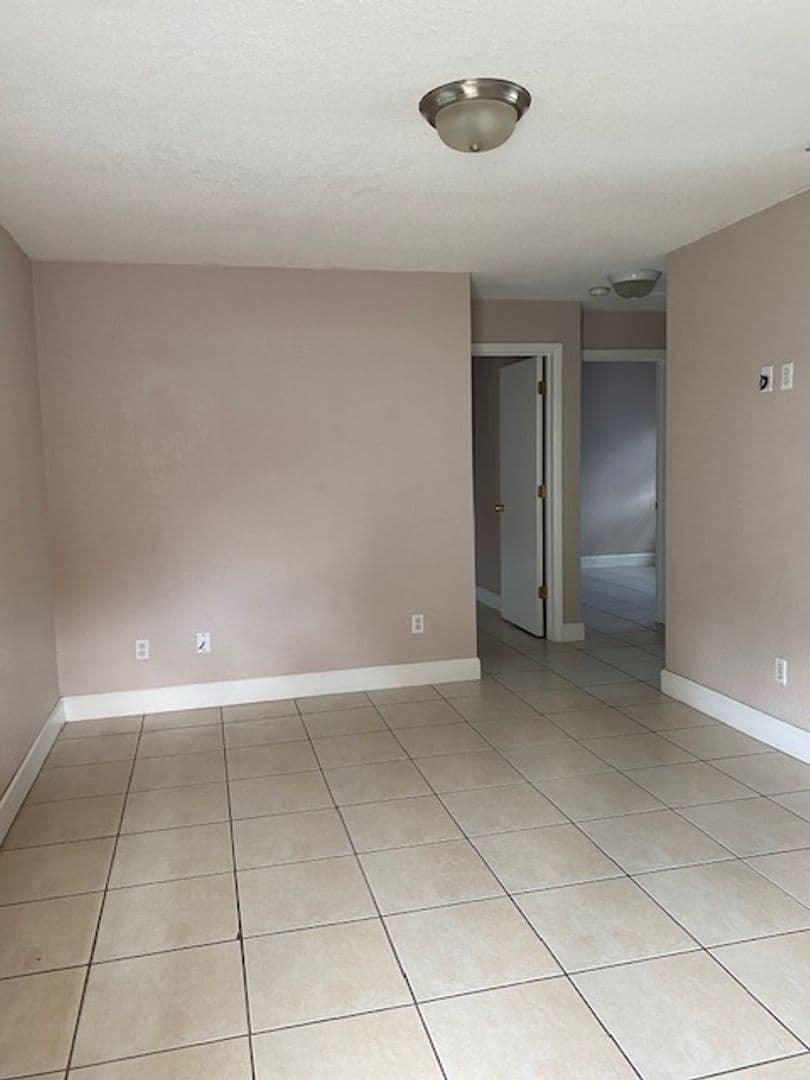 Orlando House: 3170 S Bumby Avenue Unit D7