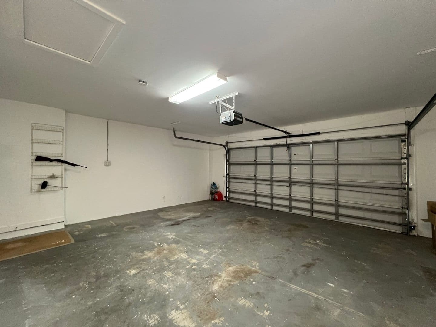 Palm Harbor House: 1371 Tenby Way