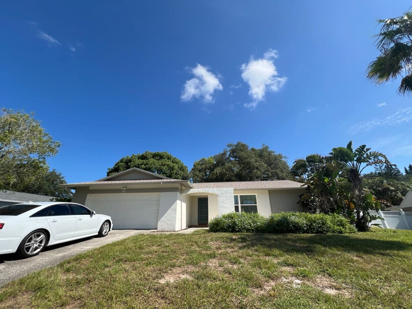 Palm Harbor House: 1371 Tenby Way