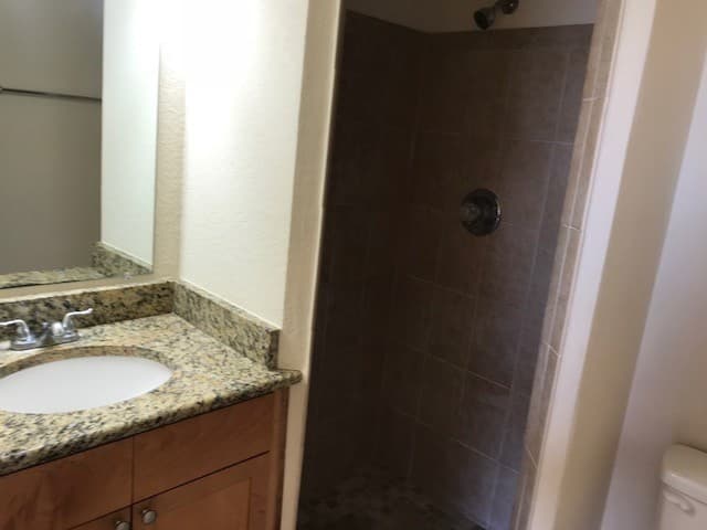 St. Petersburg House: 265 Sea Horse Drive SE Unit C
