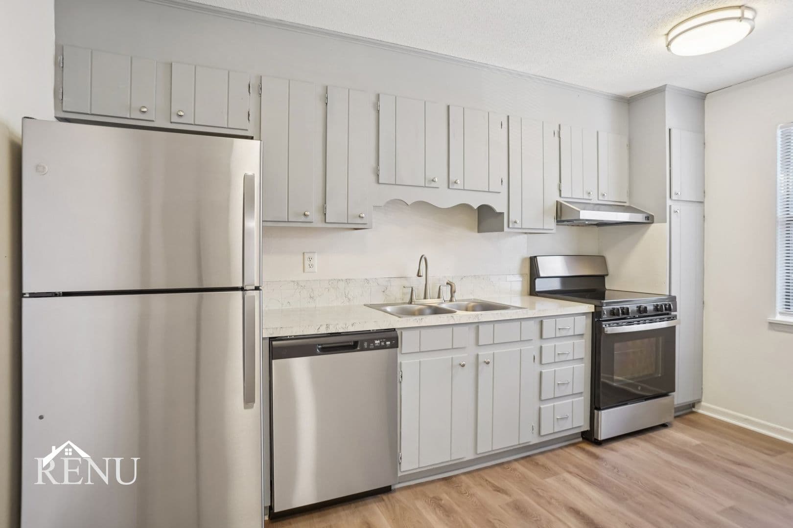 Kernersville Apartment: 520 Michael St