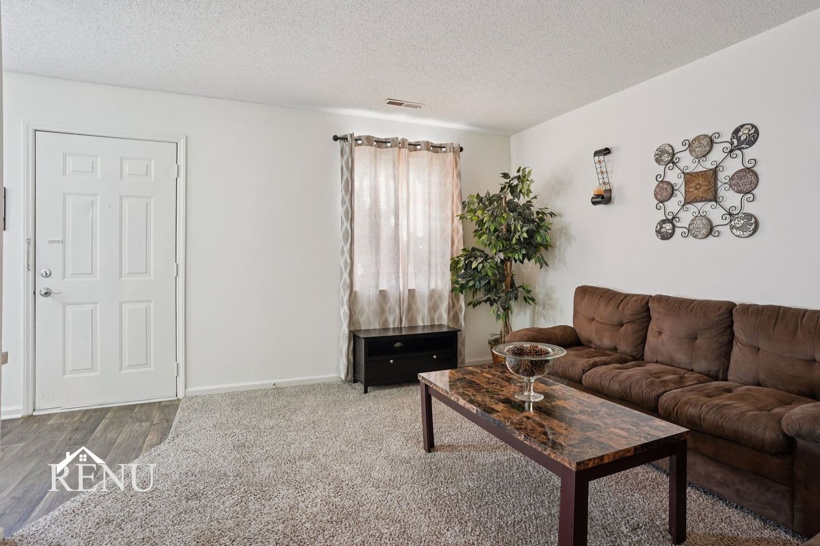 Kernersville Apartment: 520 Michael St