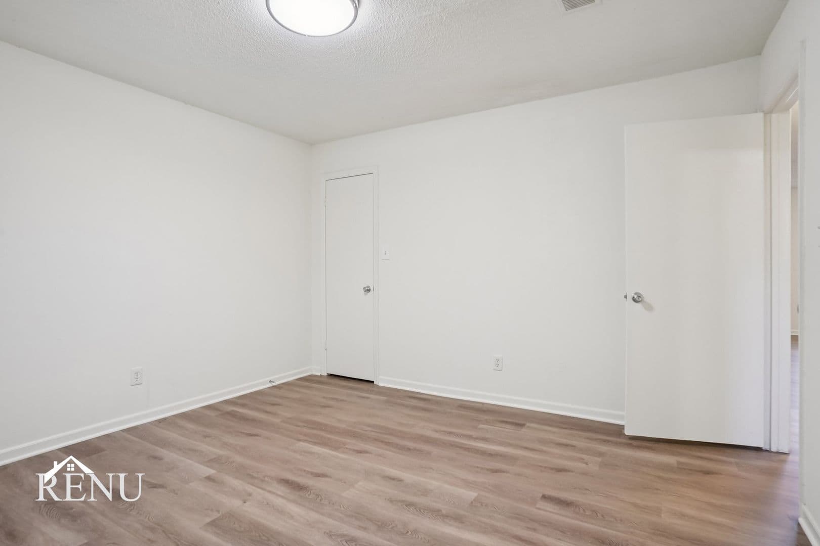 Kernersville Apartment: 520 Michael St