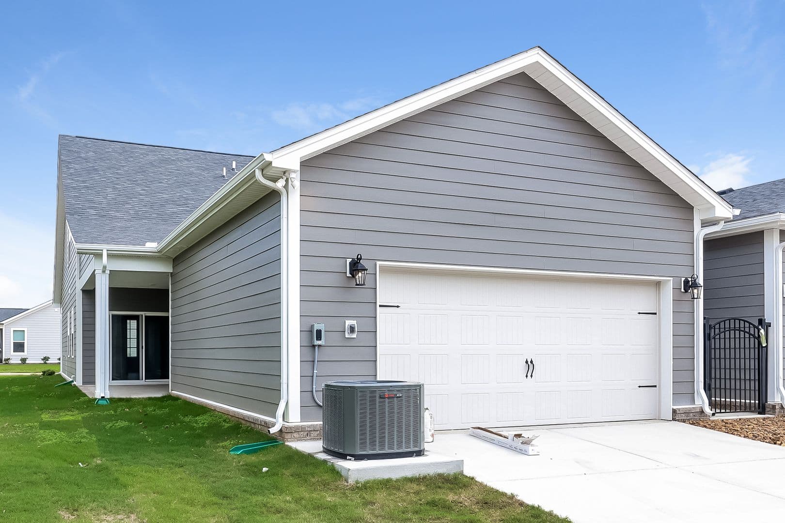 Murfreesboro Townhome: 2500 Elmcroft Ave