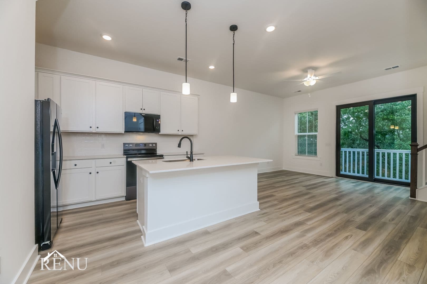 North Charleston Apartment: 4275 O'Hear Ave