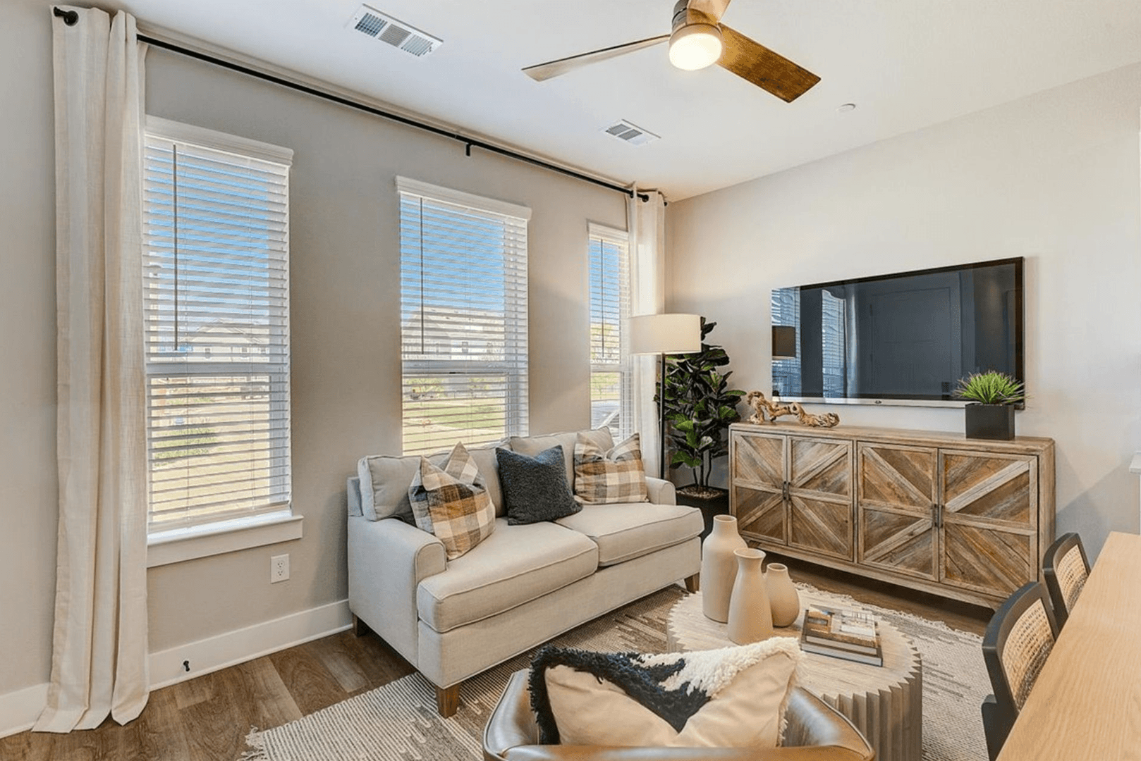 Denton Townhome: 3705 Pockrus Page Rd