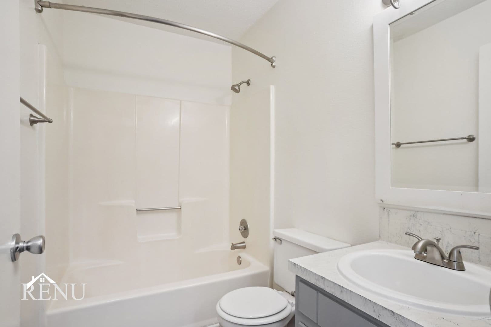 Kernersville Apartment: 520 Michael St