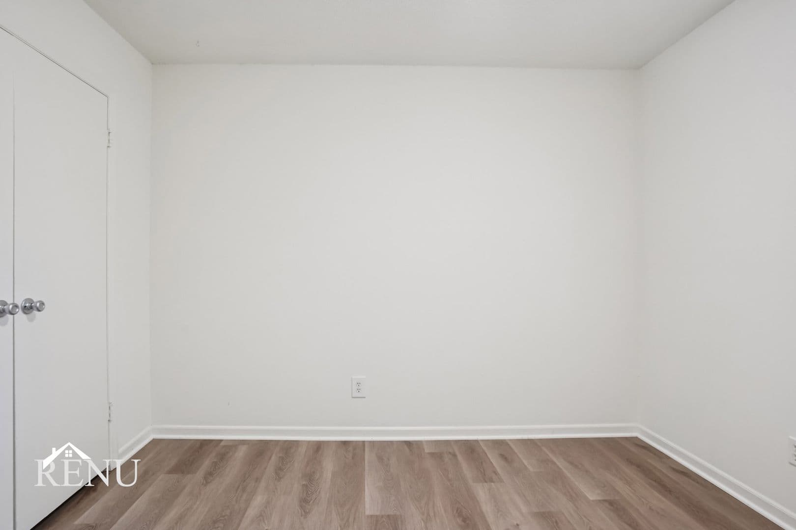 Kernersville Apartment: 520 Michael St