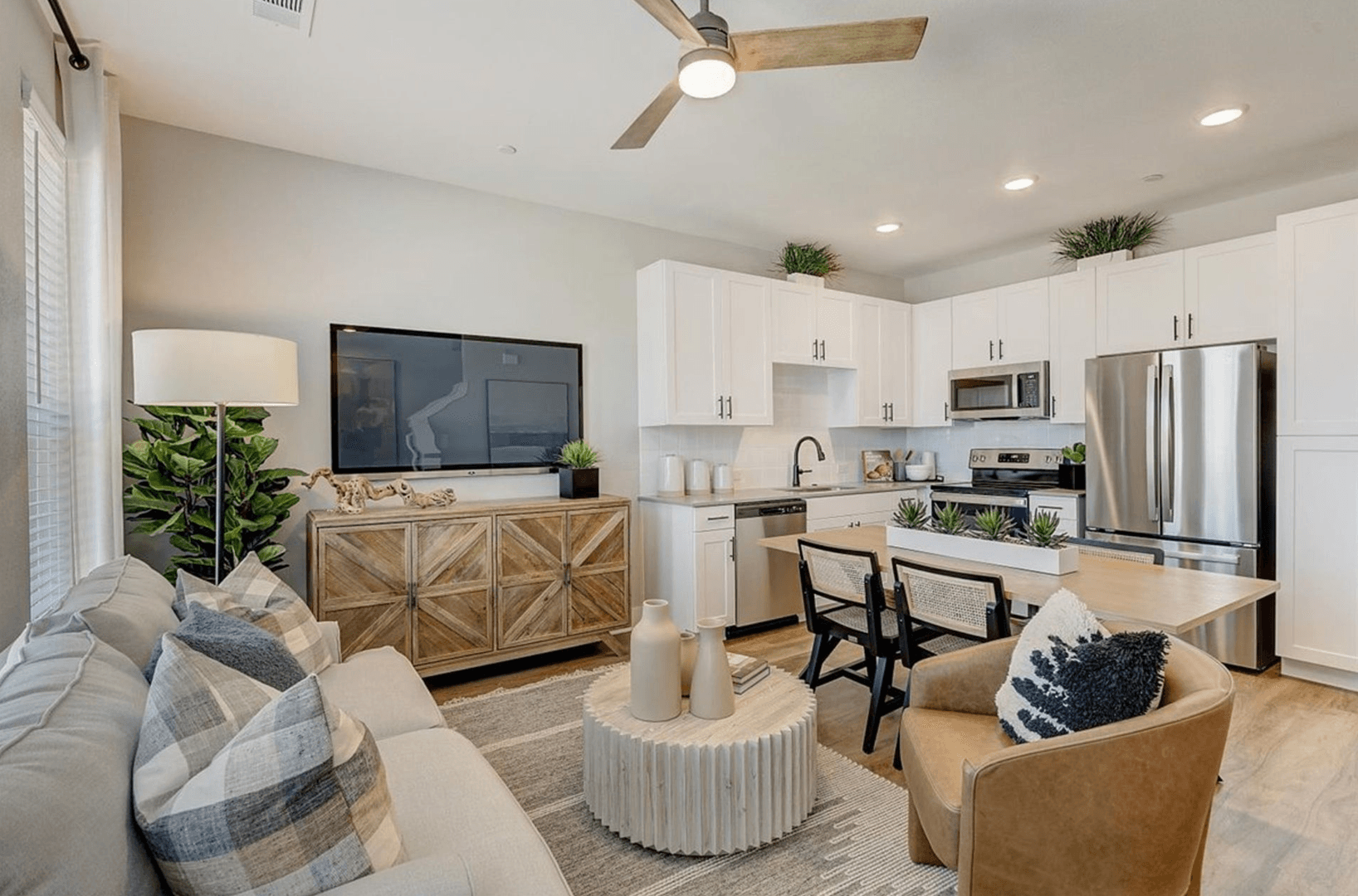 Denton Townhome: 3705 Pockrus Page Rd