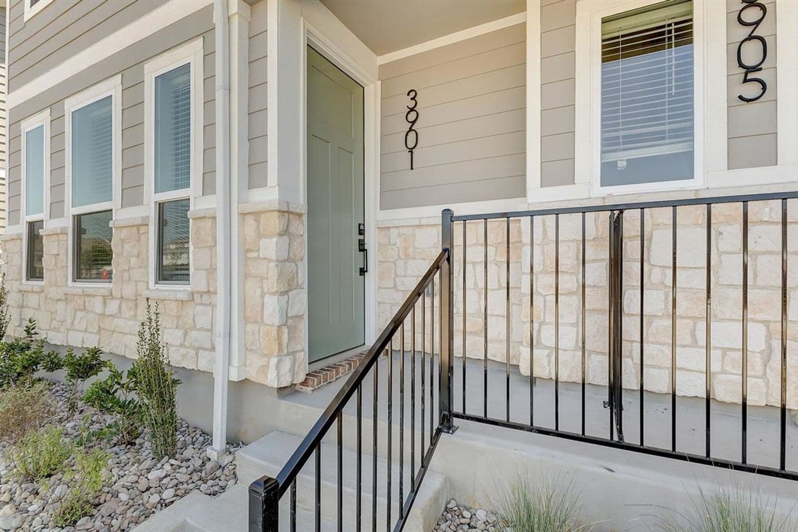 Denton Townhome: 3705 Pockrus Page Rd
