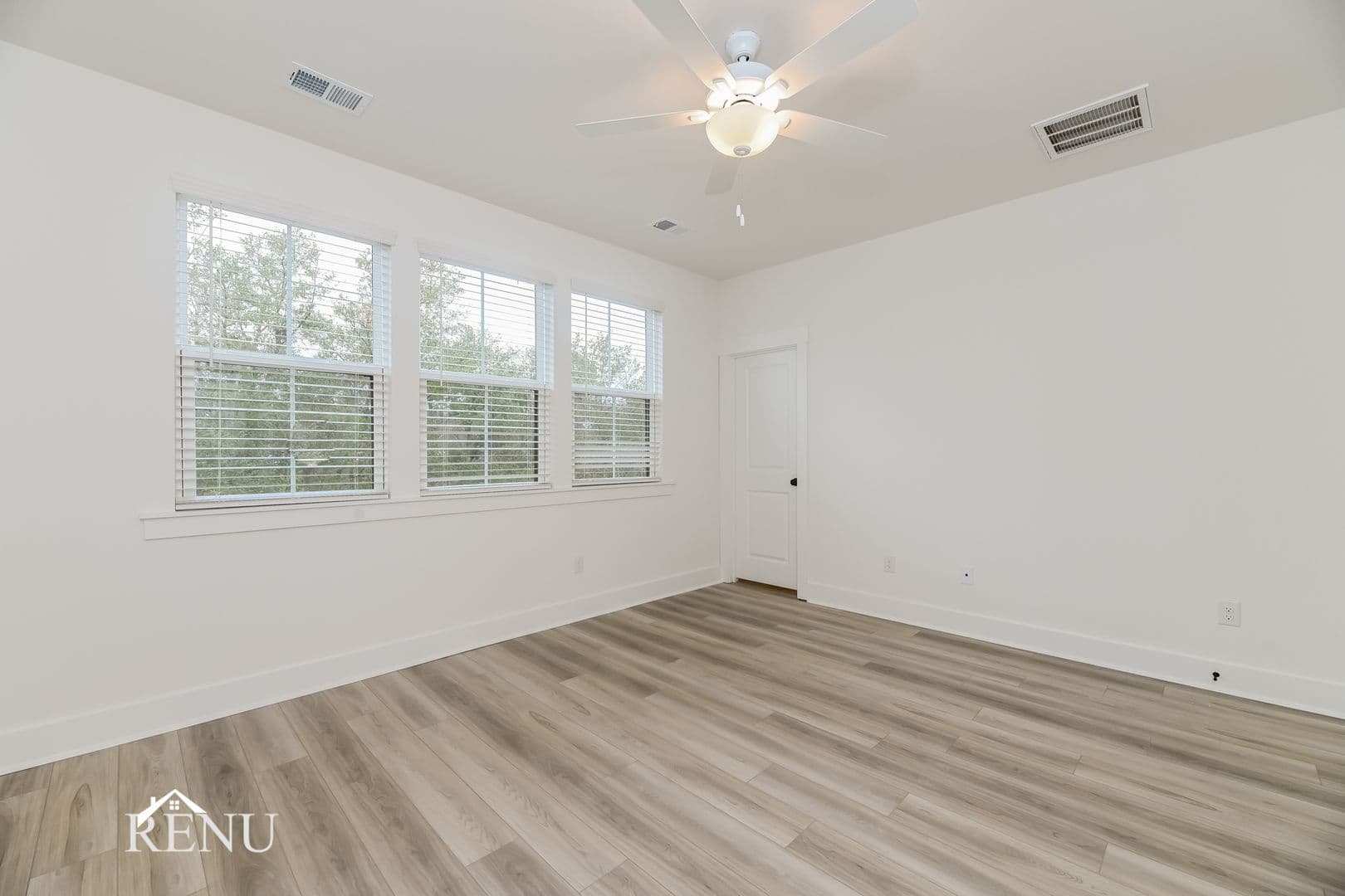 North Charleston Apartment: 4275 O'Hear Ave