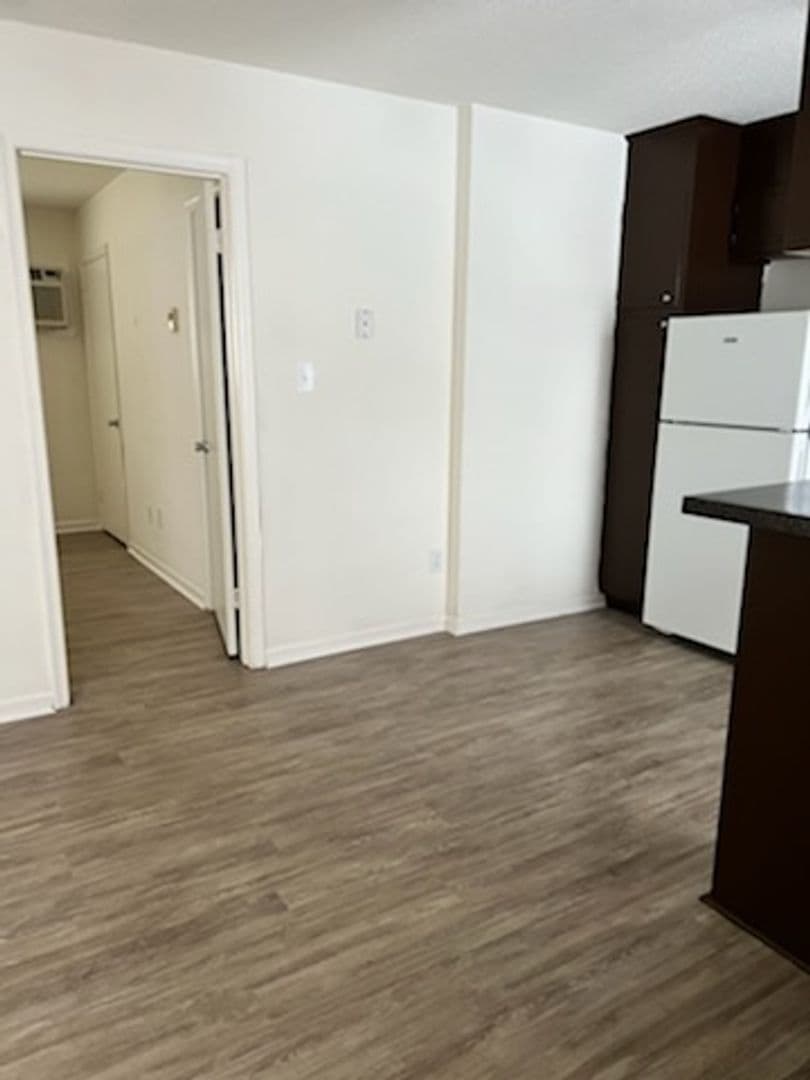 Kernersville Apartment: 520 Michael St
