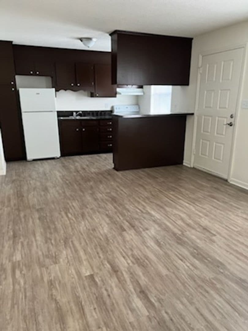 Kernersville Apartment: 520 Michael St
