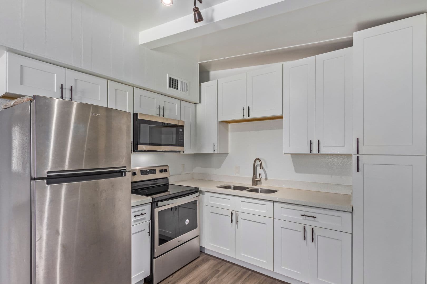 Phoenix Apartment: 4218 North 17th Street