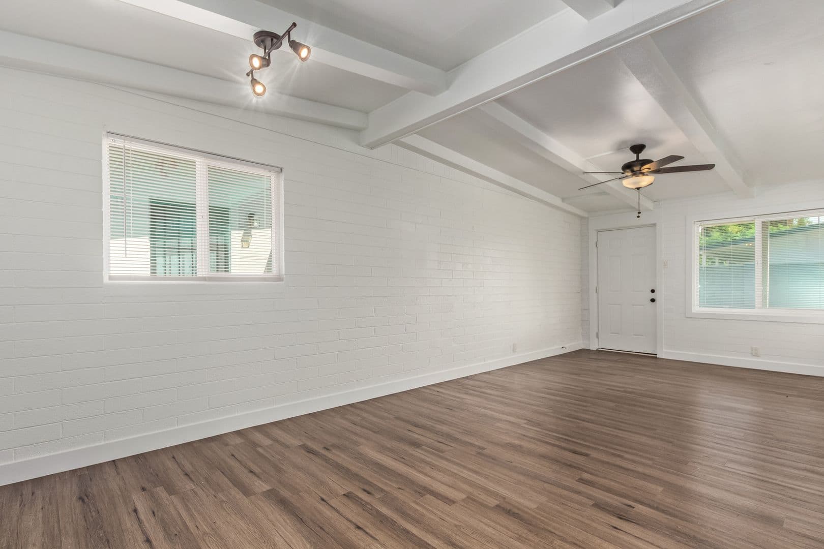 Phoenix Apartment: 4218 North 17th Street