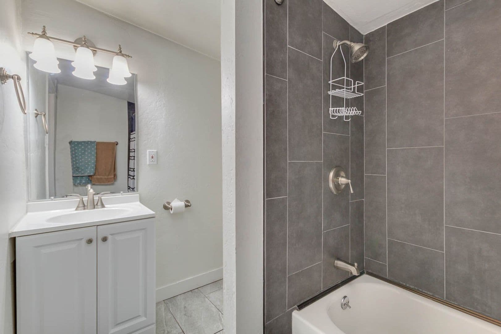 Phoenix Apartment: 4241 North 17th Street