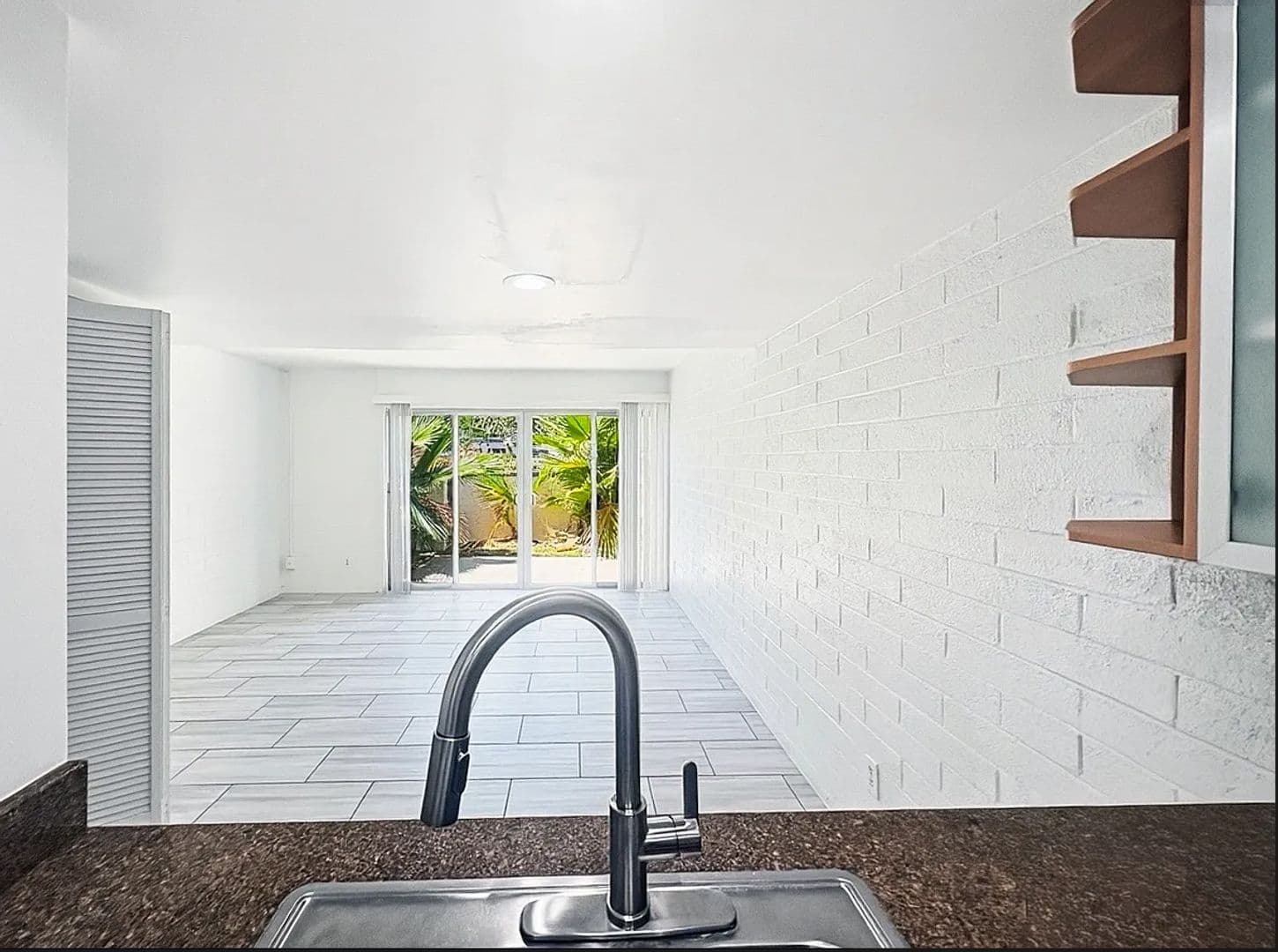 Scottsdale Apartment: 7325 East Belleview Street