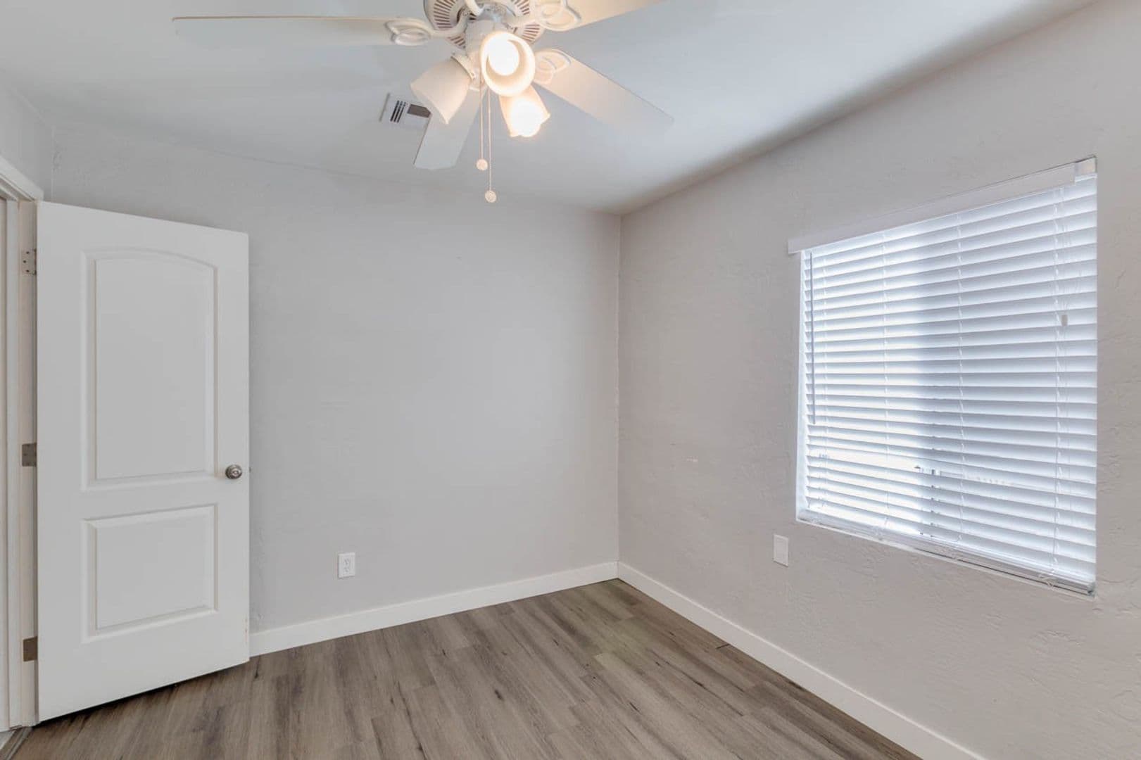 Phoenix Apartment: 4241 North 17th Street