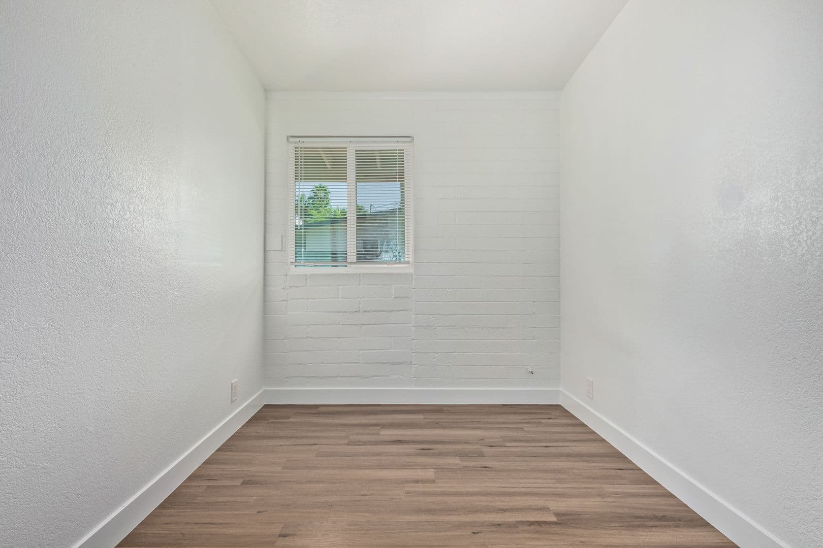 Phoenix Apartment: 4218 North 17th Street