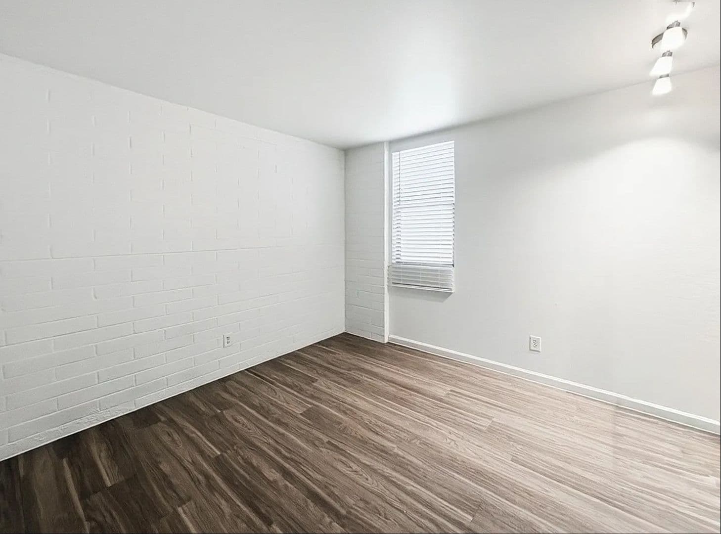 Scottsdale Apartment: 7325 East Belleview Street