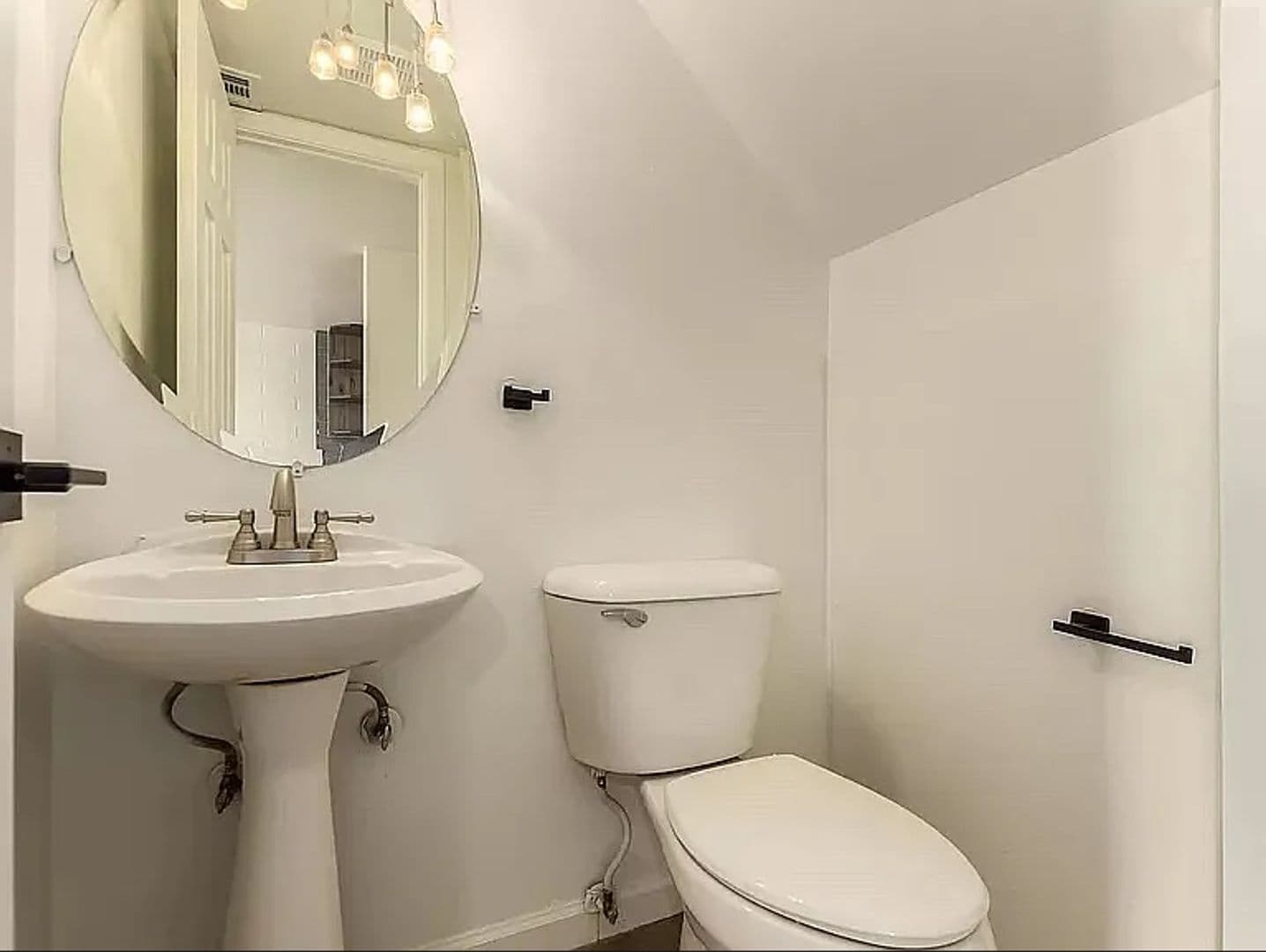 Scottsdale Apartment: 7325 East Belleview Street