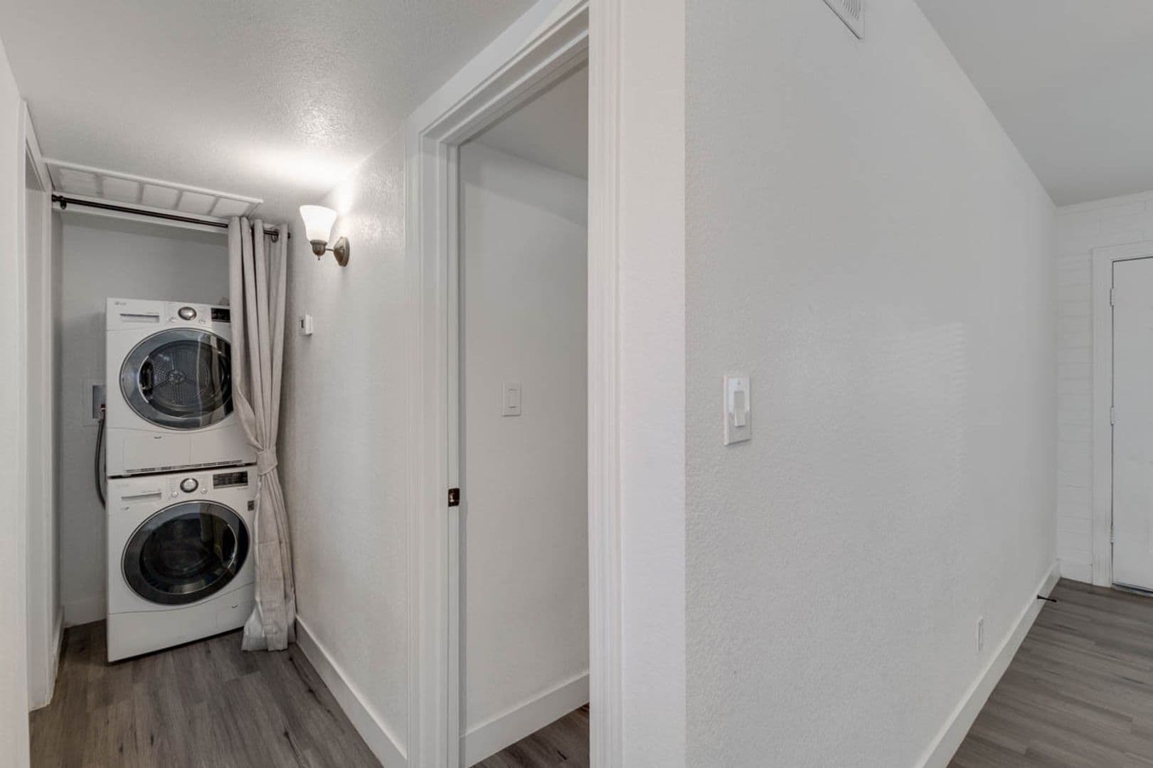 Phoenix Apartment: 4218 North 17th Street