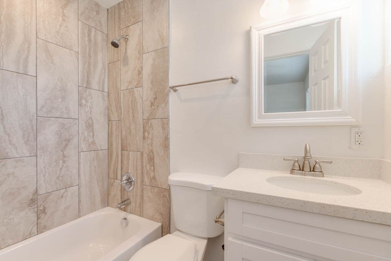 Phoenix Apartment: 4129 North 33rd Drive