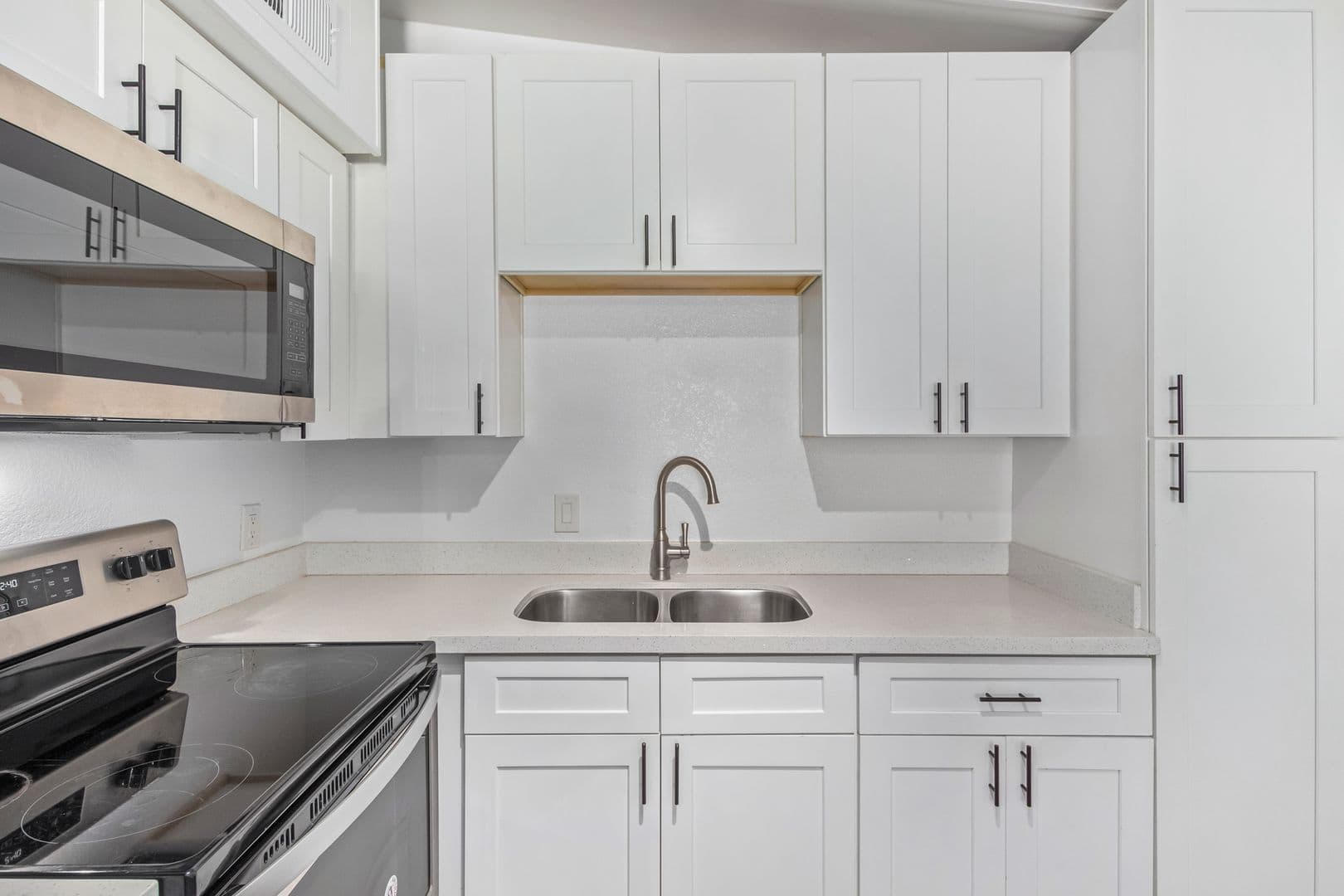Phoenix Apartment: 4218 North 17th Street