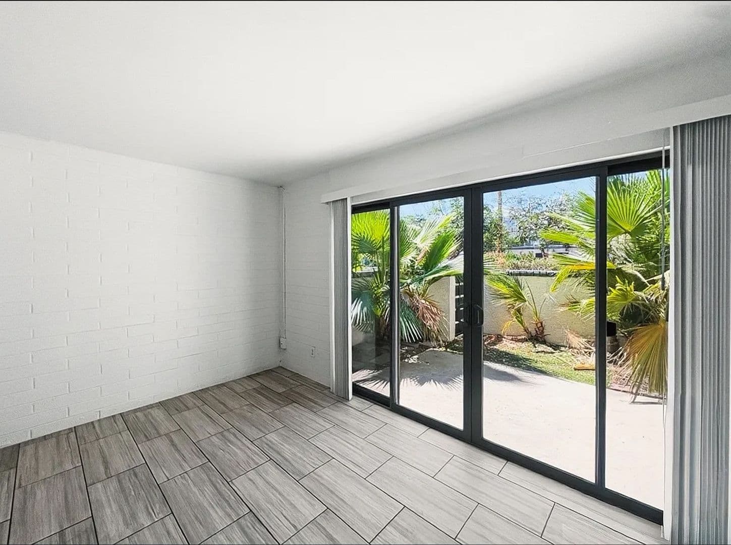 Scottsdale Apartment: 7325 East Belleview Street