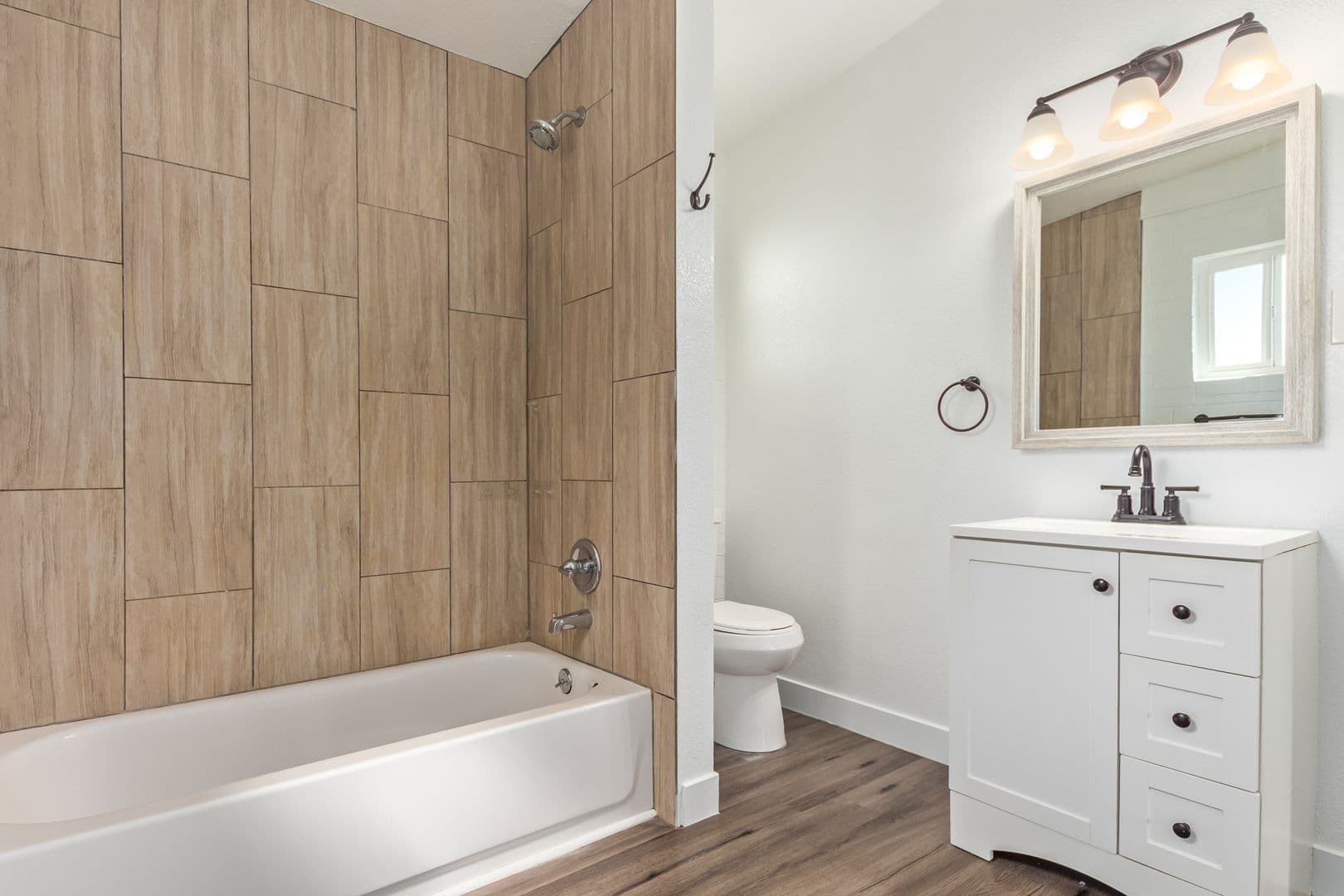 Phoenix Apartment: 4218 North 17th Street