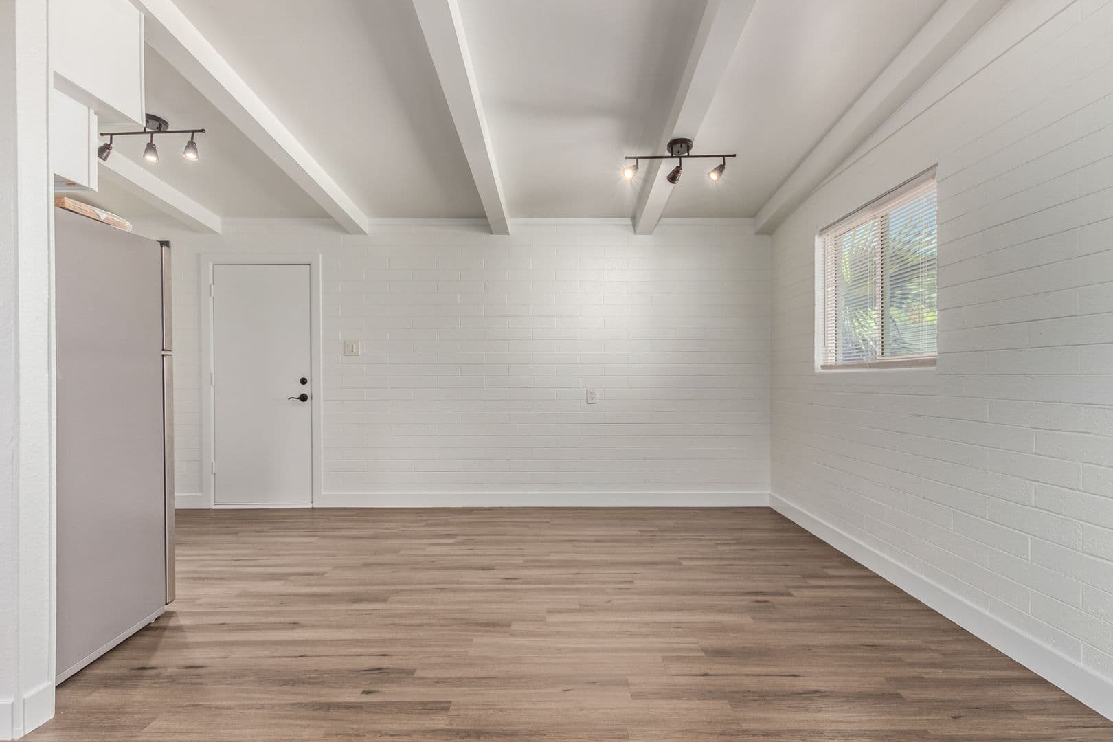 Phoenix Apartment: 4218 North 17th Street