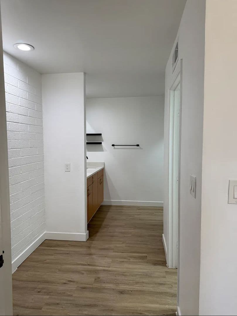 Scottsdale Apartment: 7325 East Belleview Street