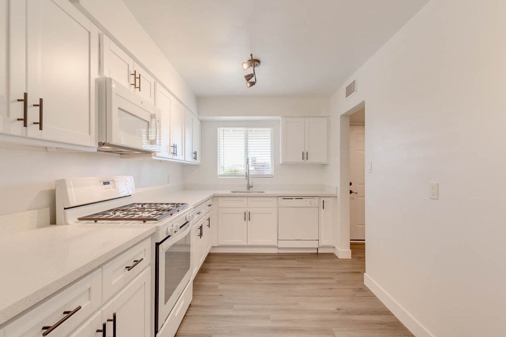 Phoenix Apartment: 4129 North 33rd Drive