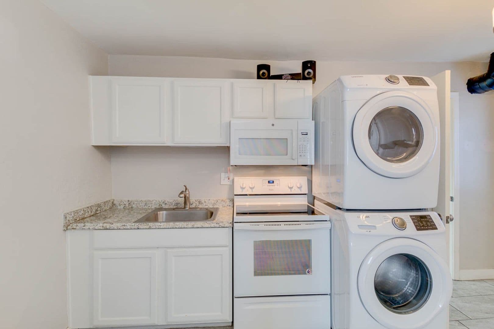 Phoenix Apartment: 4241 North 17th Street
