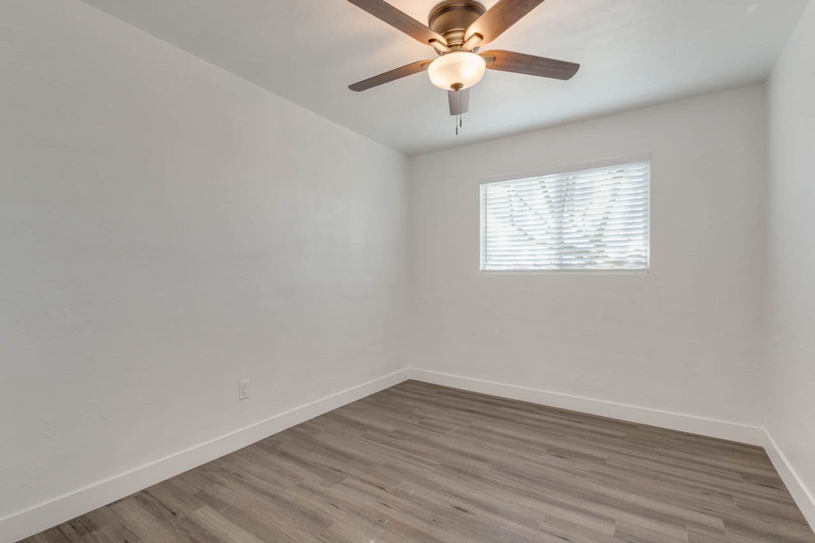 Phoenix Apartment: 4129 North 33rd Drive