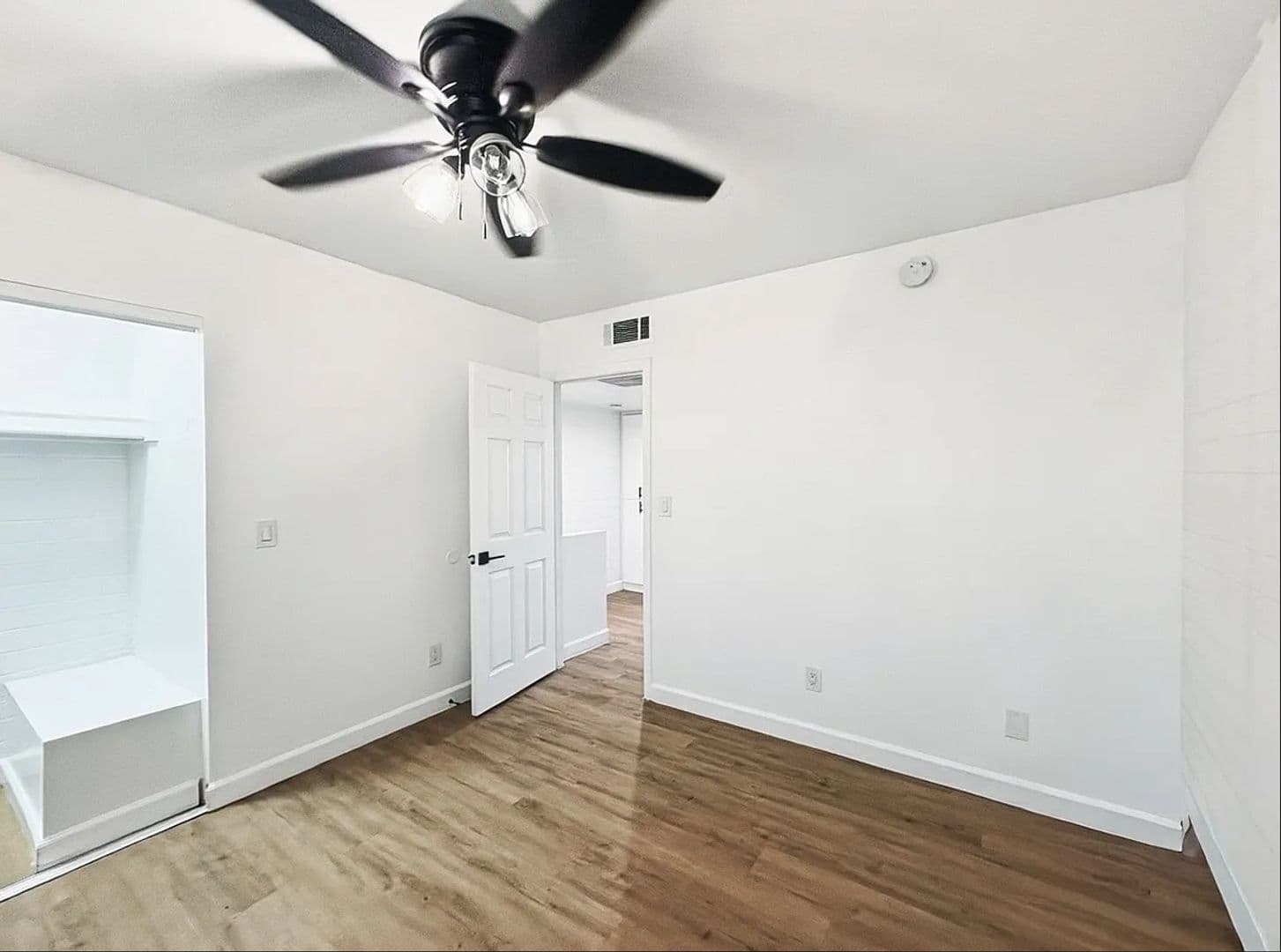 Scottsdale Apartment: 7325 East Belleview Street