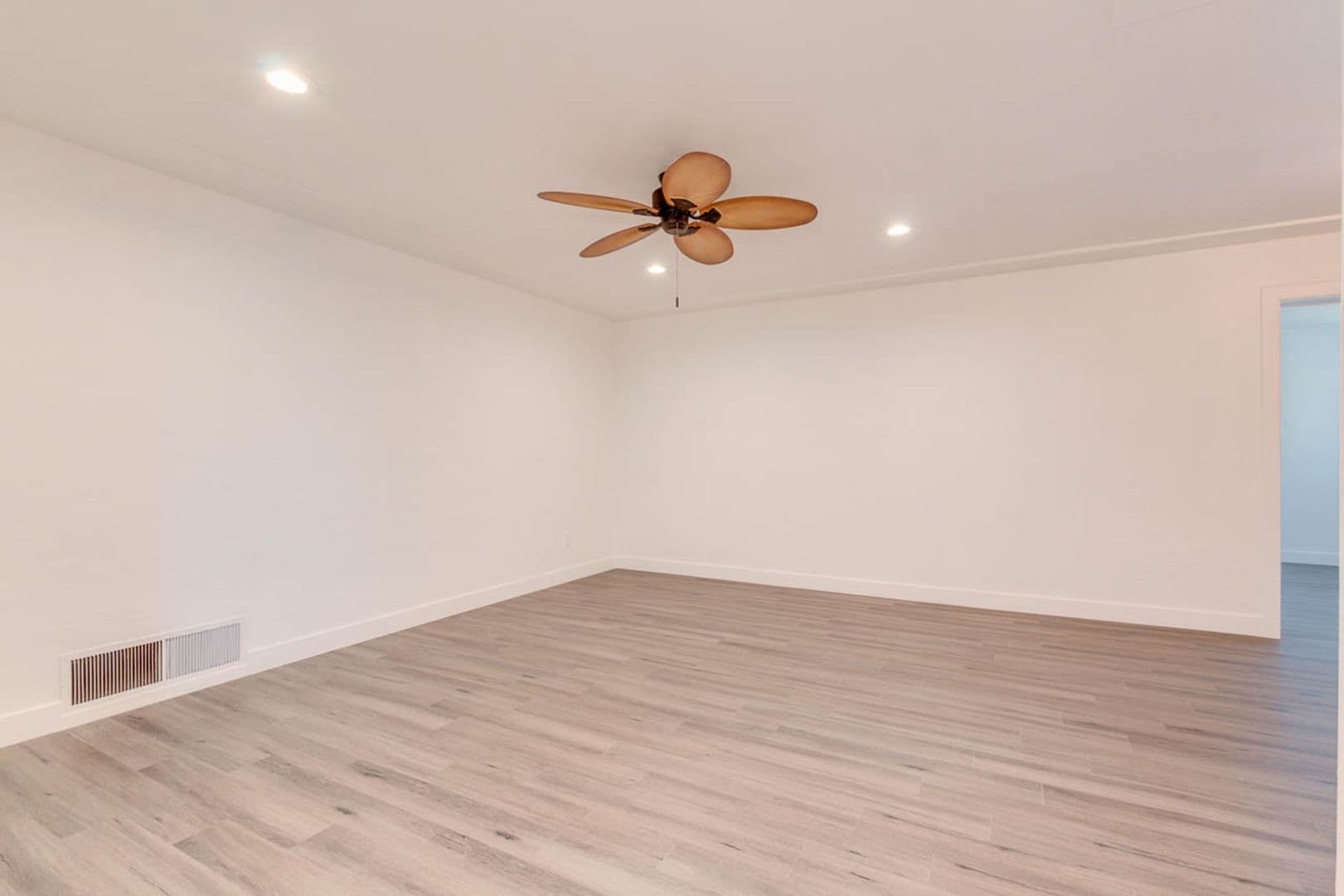 Phoenix Apartment: 4129 North 33rd Drive
